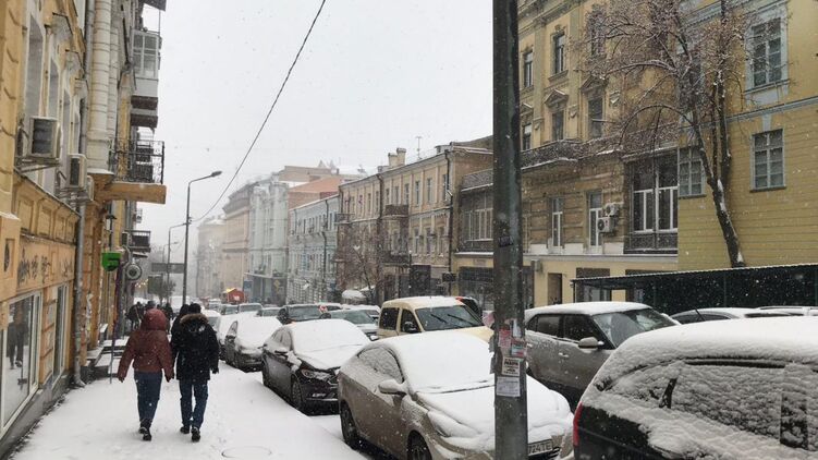 Снег в Киеве 23 декабря. Фото: Мария Атаманюк