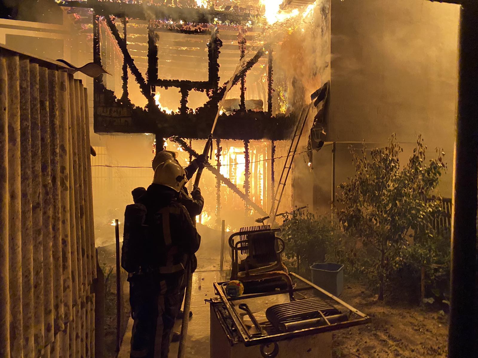 Под Киевом во время пожара погиб 13-летний подросток
