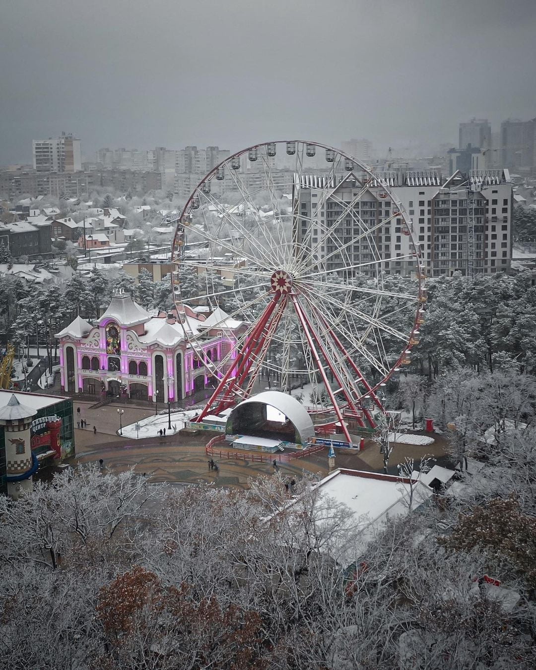 Фото первого снега в разных городах Украины. Фото: Facebook
